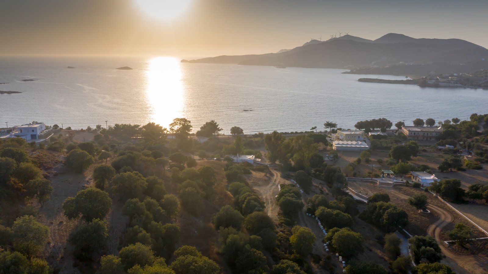 Ηλιοβασίλεμα στο Αιγαίο από το οικόπεδο στη Λέρο